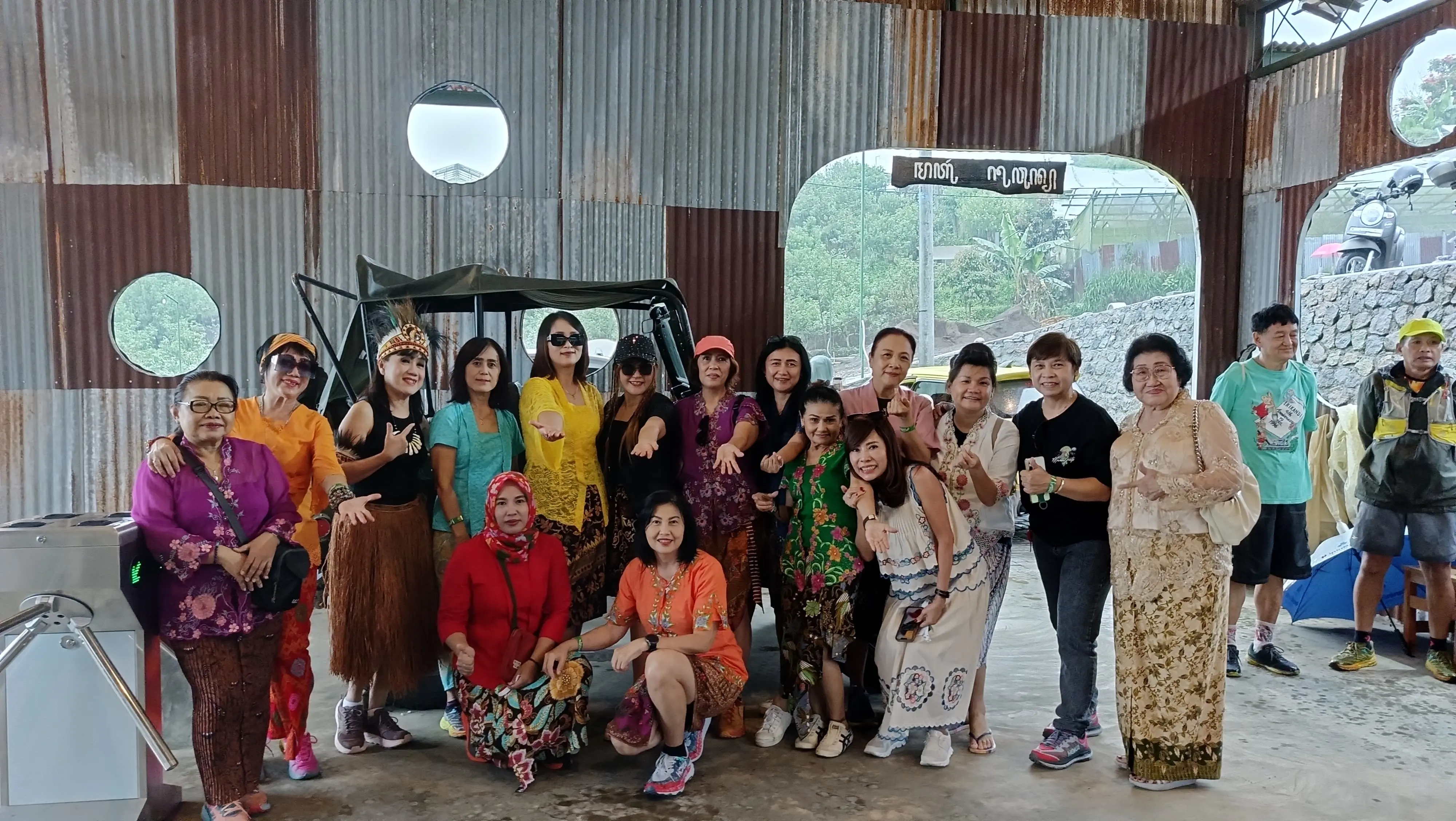 HHH hari kartini3